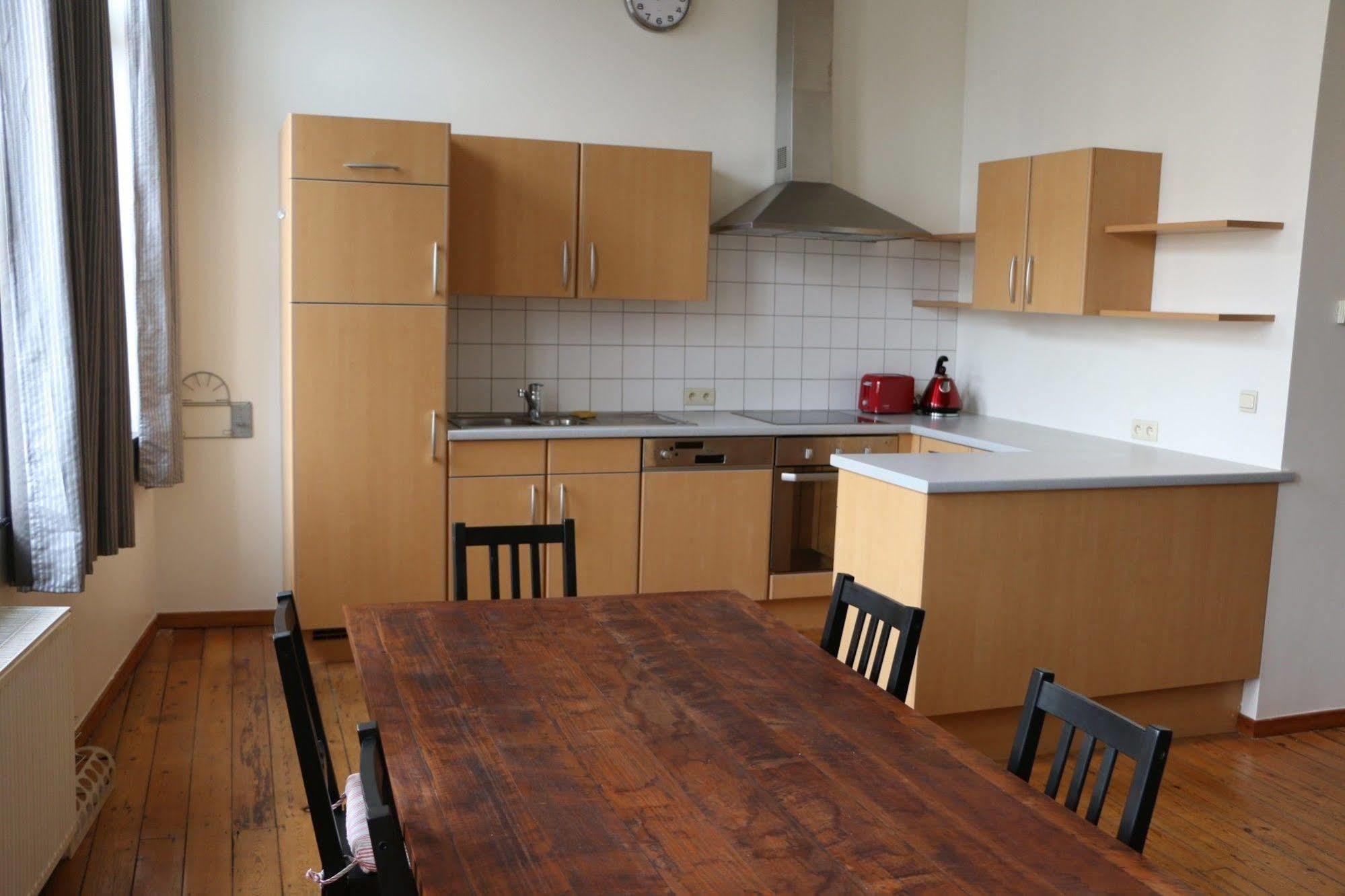 City Center Apartments Brasseurs Брюссель Екстер'єр фото